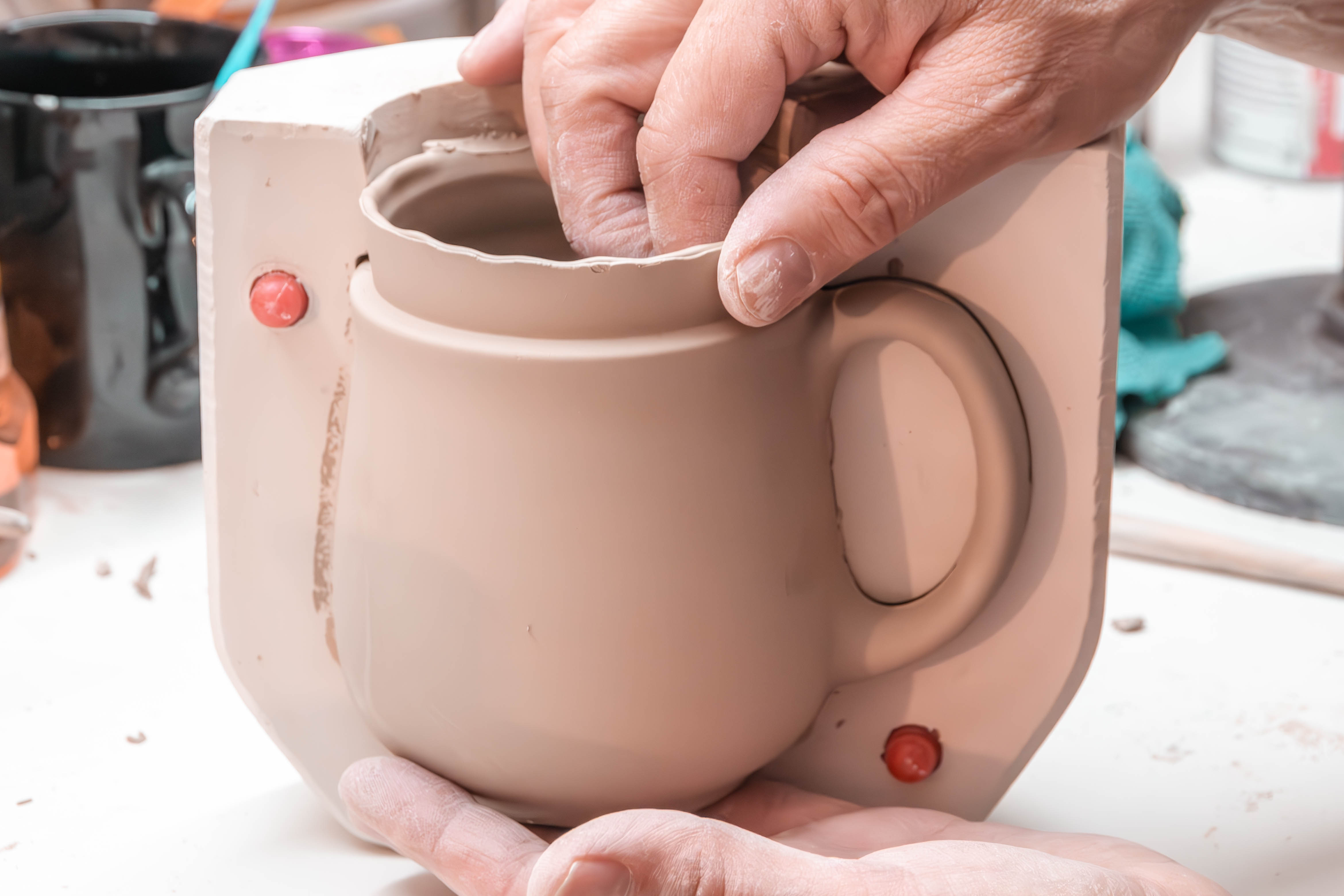 Fertigung von Keramiktassen